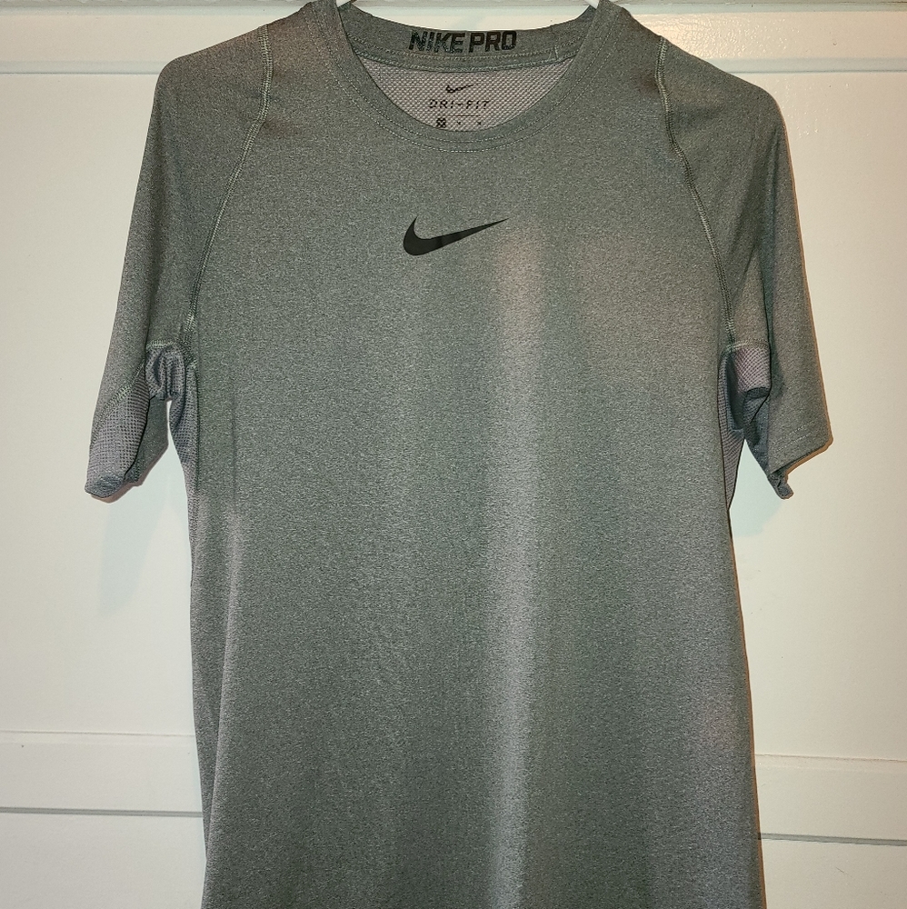 Nike pro tee dri fit Grey size medium